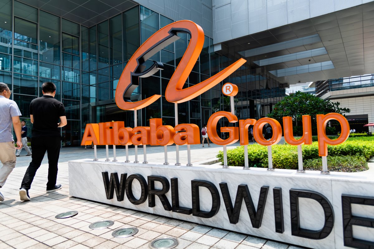 Online giant Alibaba plans to split into six divisions