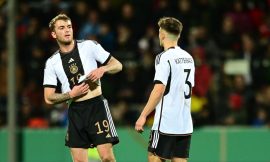 Borussia Mönchengladbach’s Jordan Beyer Leaves Future Uncertain