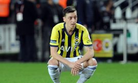 Football comes to an end as Özil, world champion, announces retirement on the web
