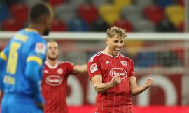 Fortuna Düsseldorf’s young talent Jona Niemiec seals long-term deal until 2026!