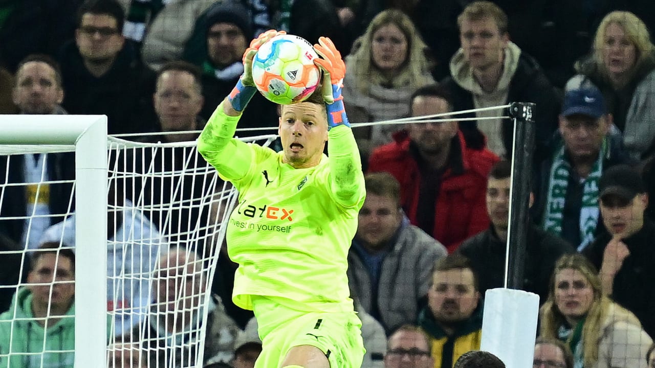 Borussia Mönchengladbach: Surprising facts about Jonas Omlin