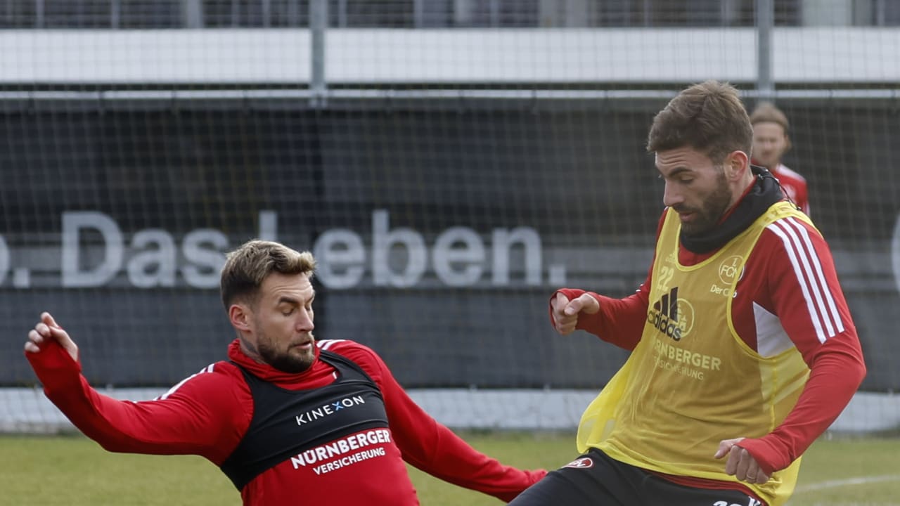 FCN: Is Valentini the solution?  Club has another link problem