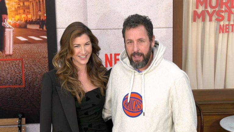 Read more about the article Murder Mystery 2 Premiere: Adam Sandler and Jennifer Aniston’s Sparkling Appearance in California