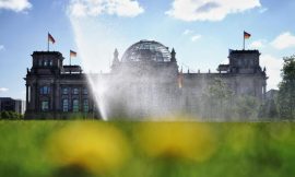 Demand for Simplified Balcony Power Plants Presented to the Bundestag