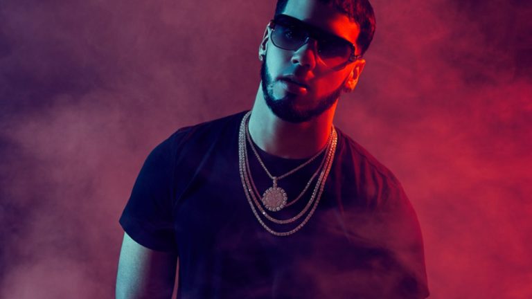 Read more about the article The Unbelievable Unedited Voice of Anuel Without Auto-Tune