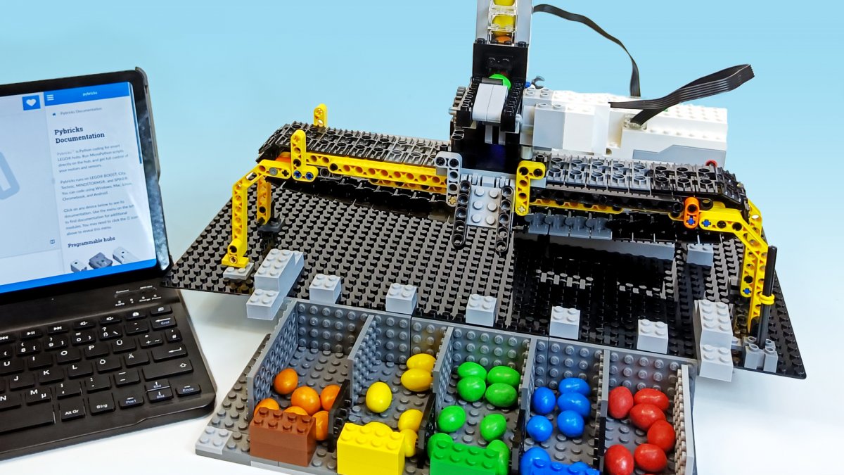 Pybricks: Control Lego robots with Python