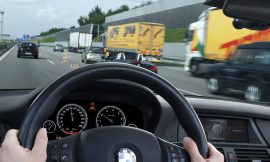 Environment Minister Lemke Promotes Speed Limitation on Motorways