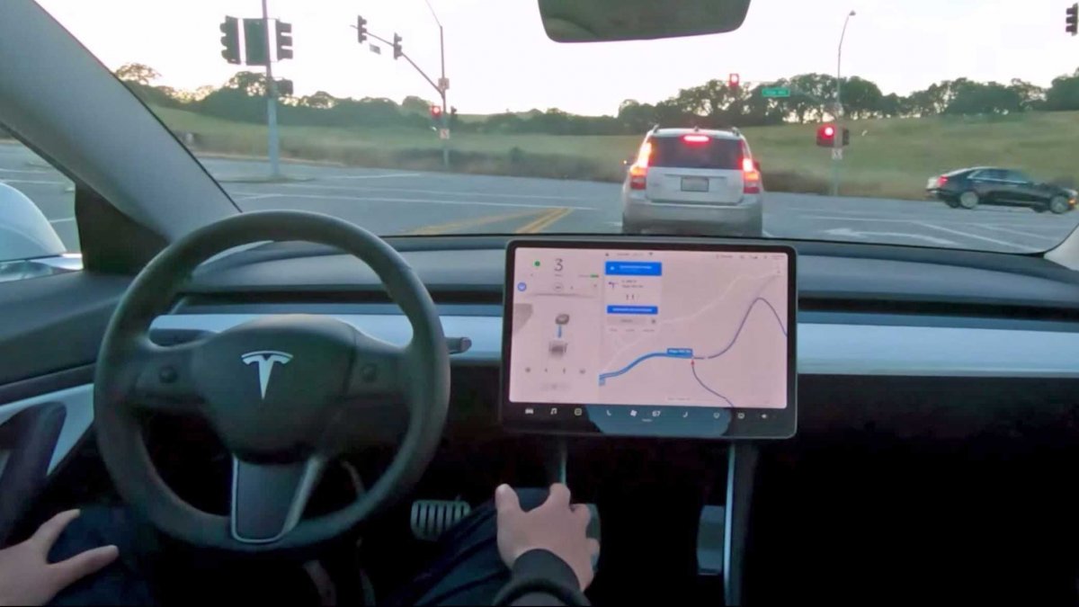 "Tesla-Files": Data leak is said to reveal massive problems with Tesla's autopilot