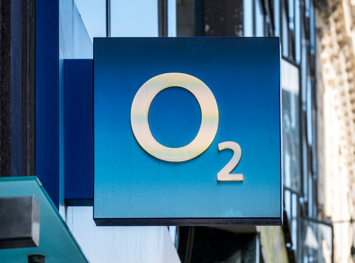 Expensive mobile phones boost sales at O2 Telefónica Germany