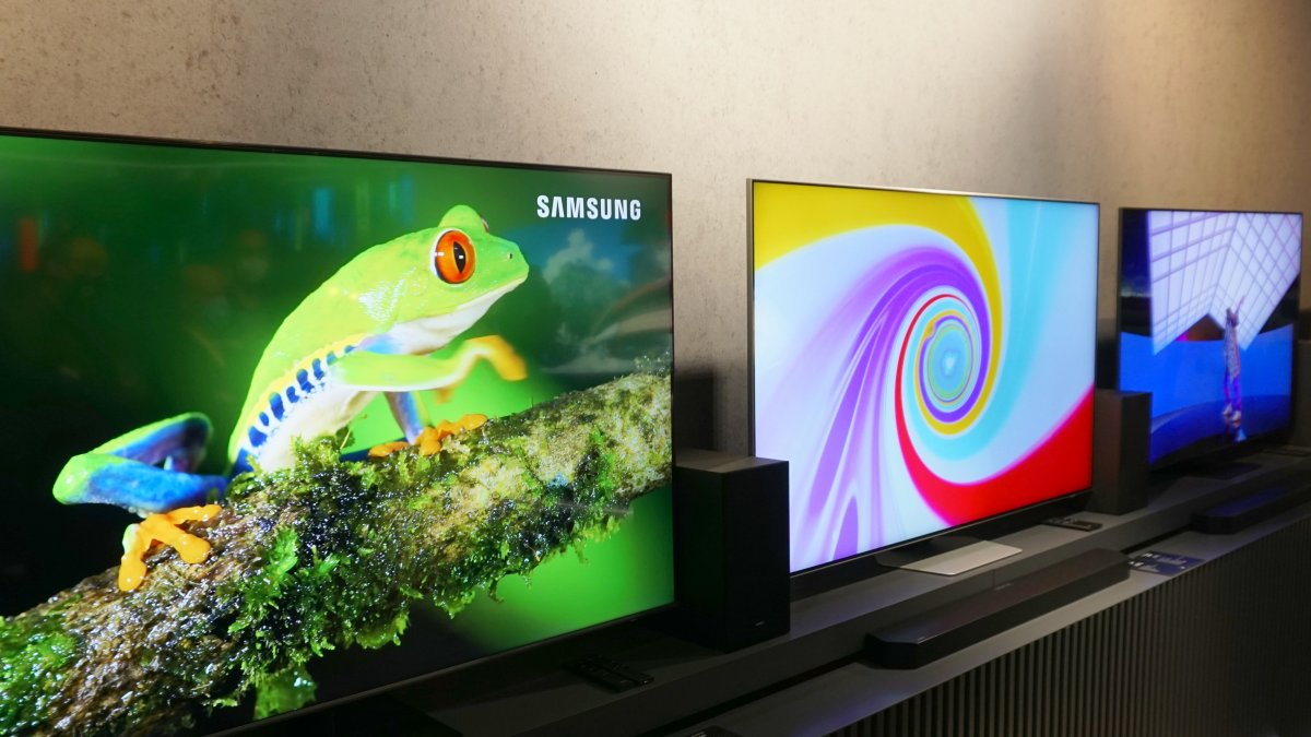 Samsung OLED TVs with WOLED panels from LG