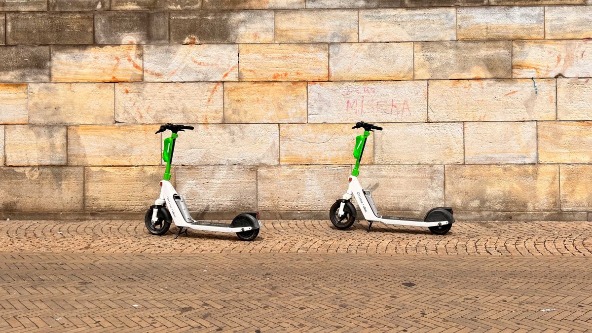 Verdict: Driving bans for standing electric scooters and bicycles are not permitted