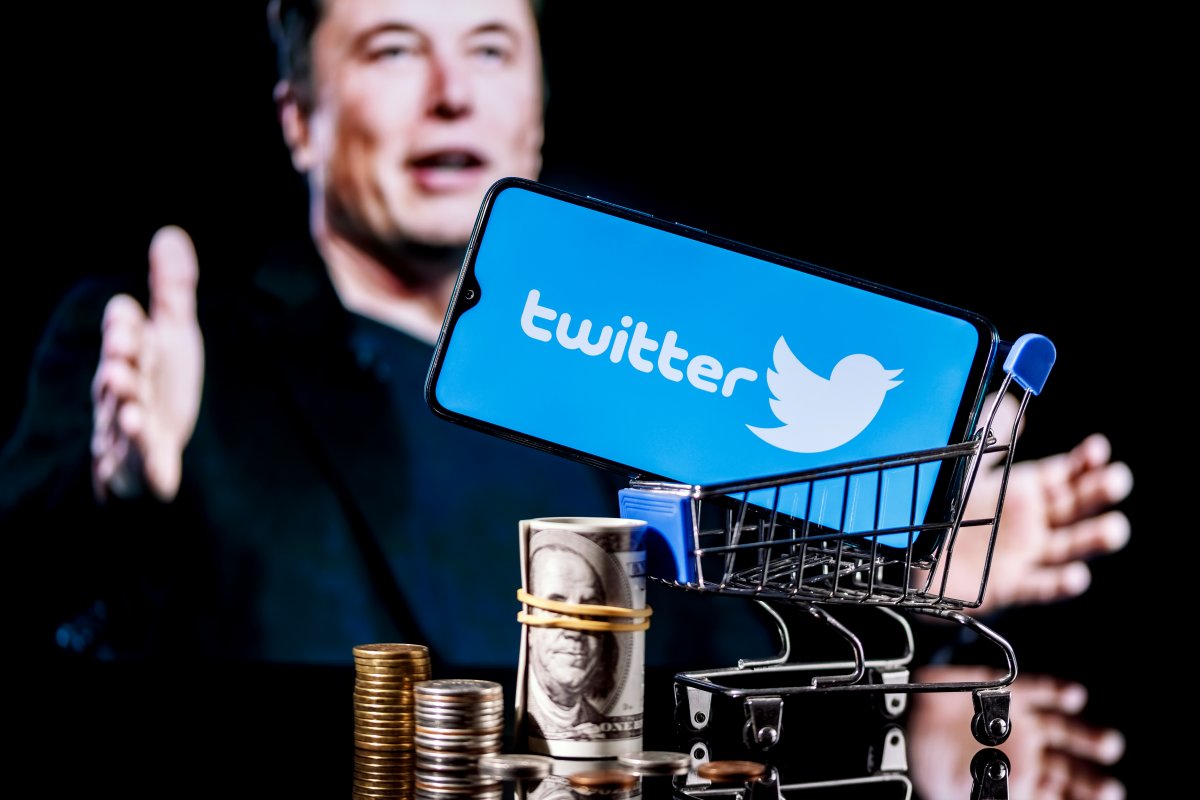 Elon Musk: Twitter's ad revenue halved