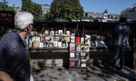 The Paris Bookstalls: The Defiant Ones Who Refuse to Move