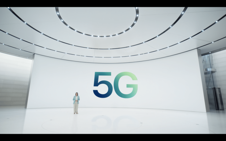 Read more about the article Apple Commits to Using Qualcomm Chips for Longer Duration, Introducing 5G to iPhones