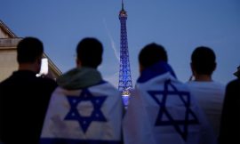 In Paris, Thousands Rally in Solidarity with Israel