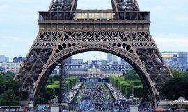 Paris: Residents in Certain Neighborhoods Fed Up with Constant Presence of Tourists – 05/10/2023 at 12:54