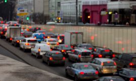 Exceptional Traffic Jams in Paris: Over 200 Kilometers of Bottlenecks, Challenging Commute