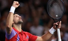 Djokovic Makes Scary Comeback to Reach Quarterfinals