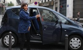 Is Anne Hidalgo’s Electric Car Really Heavier Than the SUVs She Wants to Ban from Paris?