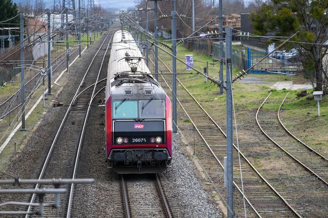 Read more about the article Train from Clermont to Paris: Are the ministers in the right car?