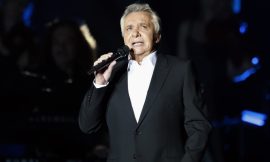 His Final Concert at Paris La Défense Arena Broadcasted in Cinemas