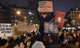 Paris: Over a Thousand People at the Feminist Night March for March 8 and Palestinian Women
